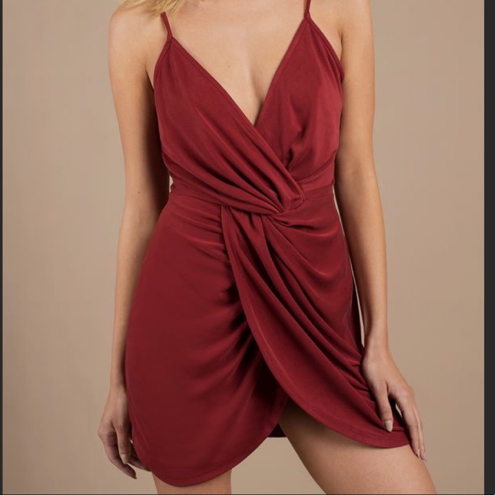 Tobi Amber Twist Bodycon Dress
